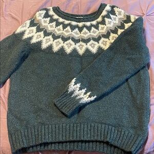 LL Bean Green and White Patterned Sweater